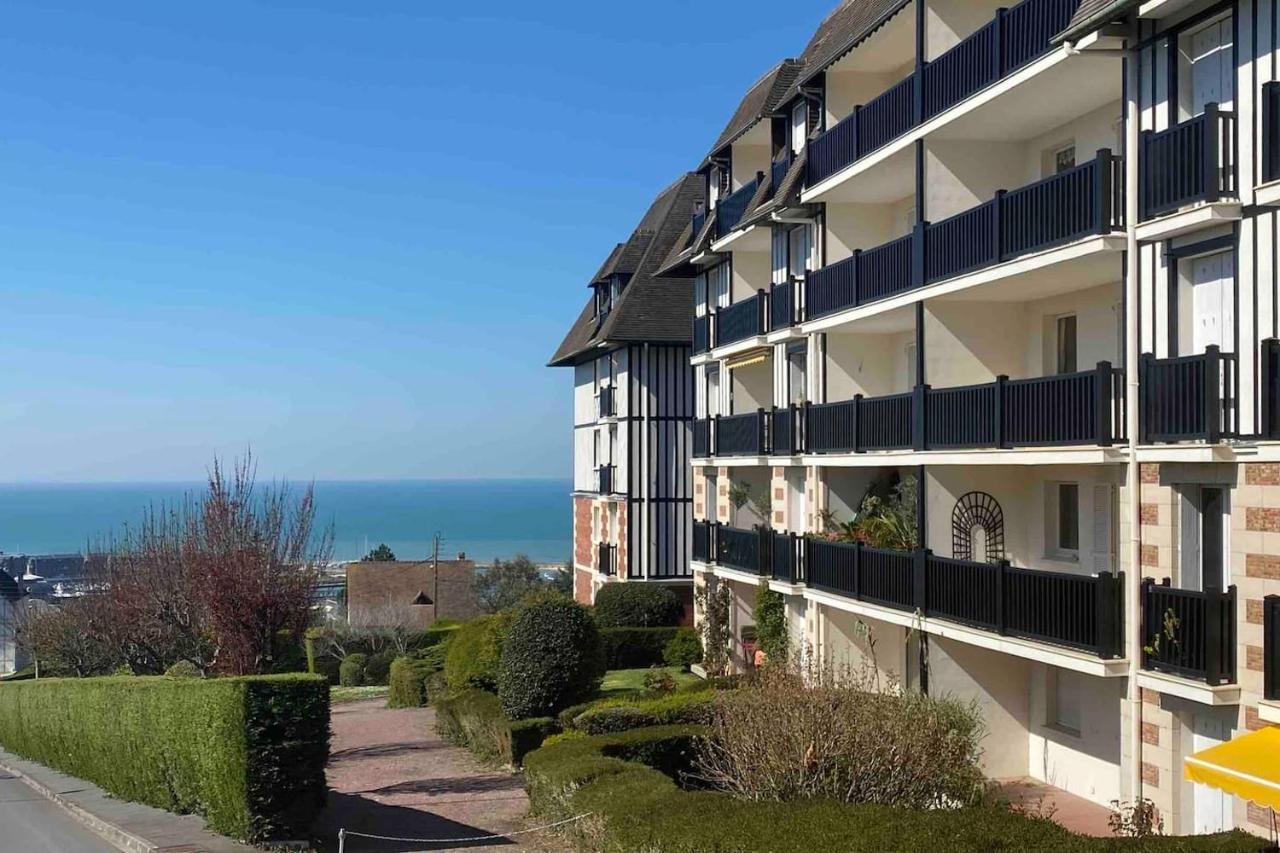 Appartement Avec Terrasse Vue Mer Trouville Sur Mer Trouville-sur-Mer Exterior foto